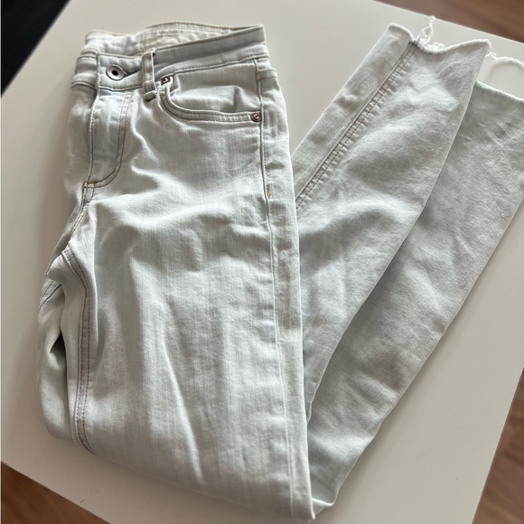 EUC Rag and Bone sz 24 Cate Mid-Rise Skinny light wash distressed GENUINE R&B - Picture 9 of 14
